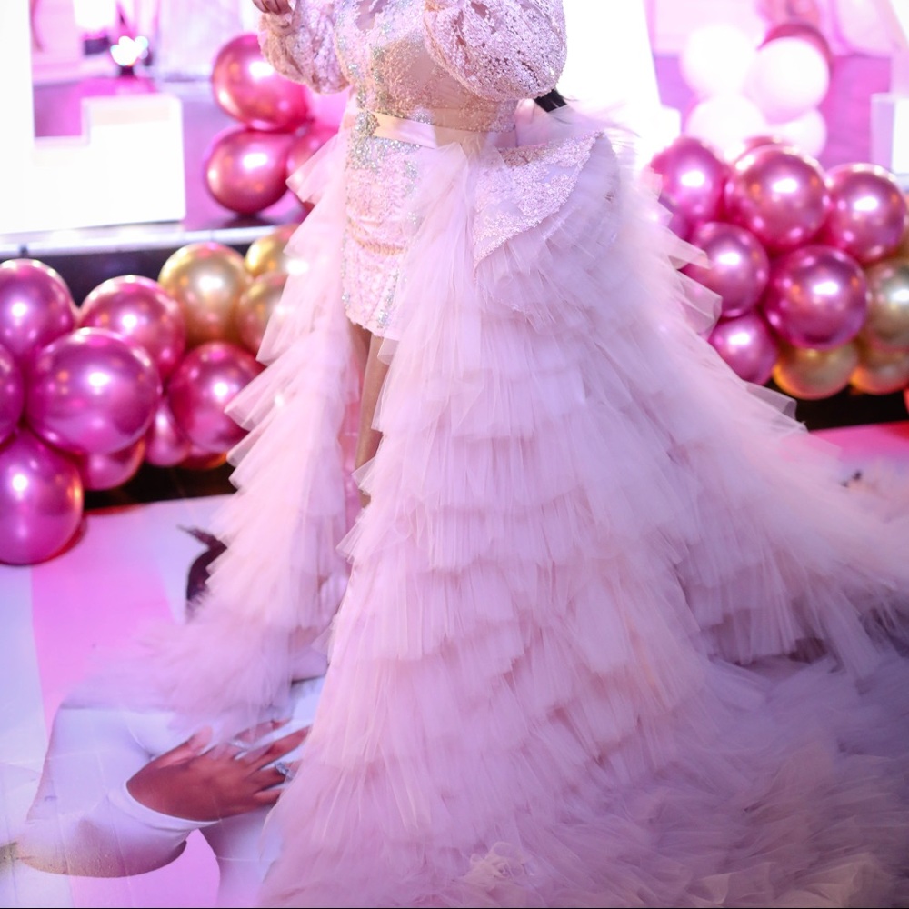 Blush pink dress with detachable train (worn once)